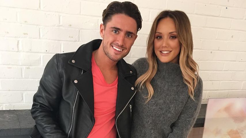 Stephen Baer und Charlotte Crosby backstage bei "Just Tattoo of Us"