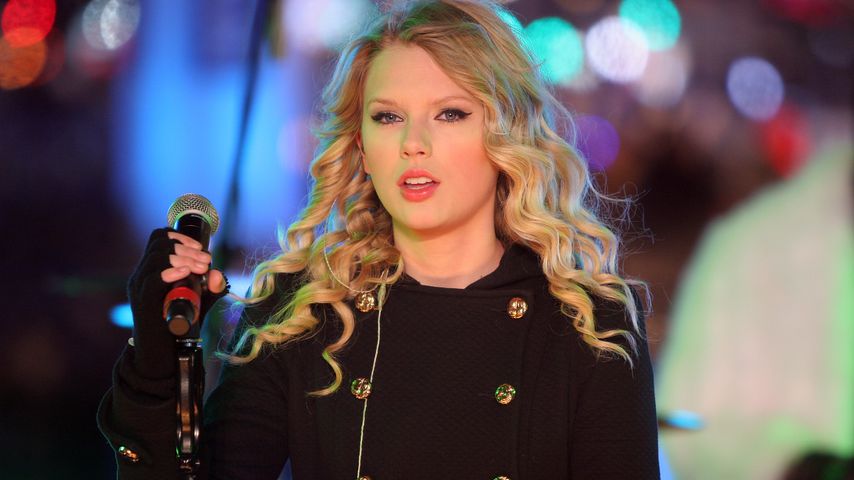 Taylor Swift an Silvester in New York 2009