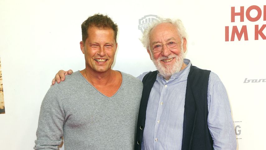 Til Schweiger und Dieter Hallervorden auf der "Honig im Kopf Home Entertainment Party" in Berlin