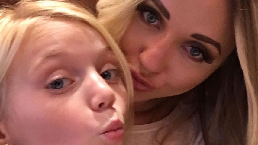 TV-Gesicht Cathy Lugner mit ihrer Tochter Leonie