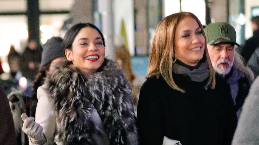 Vanessa Hudgens und Jennifer Lopez am Filmset in New York