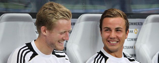 André Schürrle und Mario Götze beim Freundschaftsspiel Deutschland-Argentinien 2012 André Schürrle und Mario Götze beim Freundschaftsspiel Deutschland-Argentinien 2012