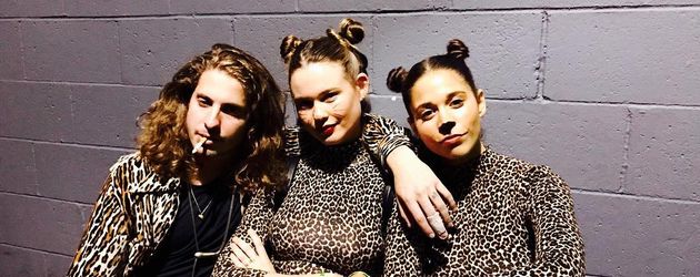 Andrew Watt, Behati Prinsloo und Ali Tamposi Andrew Watt, Behati Prinsloo und Ali Tamposi