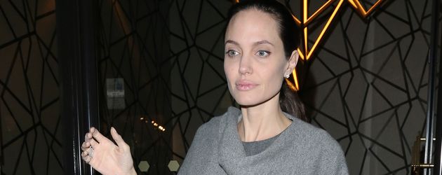 Angelina Jolie Angelina Jolie