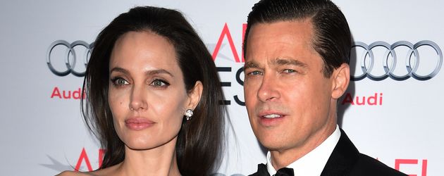 Angelina Jolie und Brad Pitt im November 2015 in Hollywood Angelina Jolie und Brad Pitt im November 2015 in Hollywood