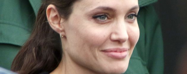 Angelina Jolie Angelina Jolie