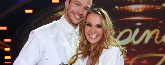 Anna Christiana Hofbauer und Marvin Albrecht bei Stepping Out Anna Christiana Hofbauer und Marvin Albrecht bei Stepping Out