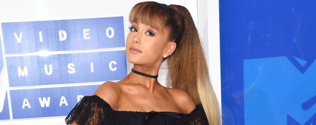 Ariana Grande bei den MTV Video Music Awards 2016 in New York City Ariana Grande bei den MTV Video Music Awards 2016 in New York City