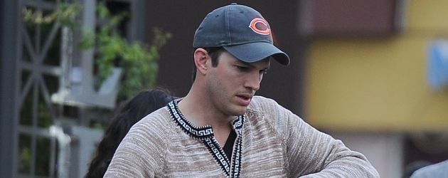 Ashton Kutcher Ashton Kutcher