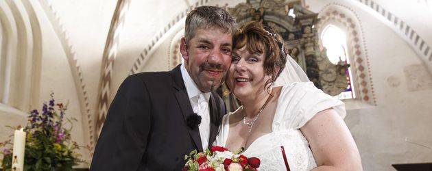 "Bauer sucht Frau": Uwe und Iris bei ihrer Hochzeit "Bauer sucht Frau": Uwe und Iris bei ihrer Hochzeit