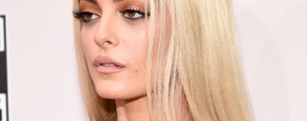 Bebe Rexha bei den AMAs 2016 Bebe Rexha bei den AMAs 2016