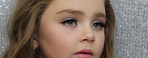 Bella Rose, 6-jährige Beauty-Vloggerin Bella Rose, 6-jährige Beauty-Vloggerin