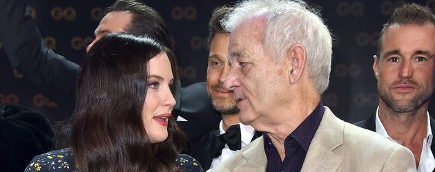 Liv Tyler und Bill Murray bei der "GQ Männer des Jahres" Award-Gala in Berlin 2016 Liv Tyler und Bill Murray bei der "GQ Männer des Jahres" Award-Gala in Berlin 2016