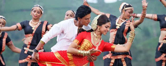 Shah Rukh Khan bei einer Bollywood-Tanzszene Shah Rukh Khan bei einer Bollywood-Tanzszene
