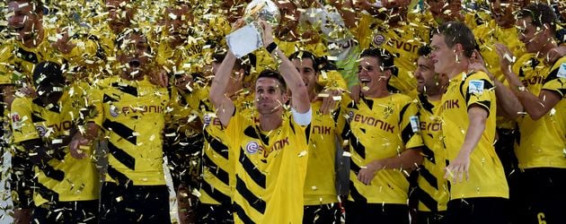 Borussia Dortmund beim Gewinn des Supercup Borussia Dortmund beim Gewinn des Supercup