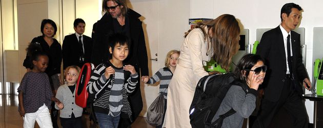 Angelina Jolie, Knox Jolie-Pitt, Shiloh Jolie-Pitt und Brad Pitt Angelina Jolie, Knox Jolie-Pitt, Shiloh Jolie-Pitt und Brad Pitt