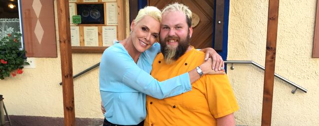 Brigitte Nielsen und Wirt Sebastian bei "Wirt sucht Liebe" Brigitte Nielsen und Wirt Sebastian bei "Wirt sucht Liebe"