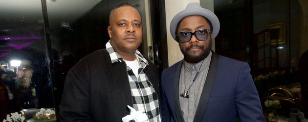Carl Gilliam und Bruder Will.i.am beim MCCVIII The Luxury Sneaker Launch in London Carl Gilliam und Bruder Will.i.am beim MCCVIII The Luxury Sneaker Launch in London