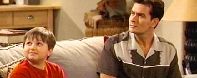 Charlie Sheen und Angus Turner Jones Charlie Sheen und Angus Turner Jones