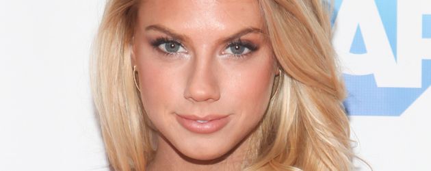 Charlotte McKinney Charlotte McKinney