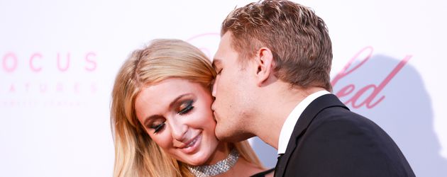 Paris Hilton und Chris Zylka in Los Angeles Paris Hilton und Chris Zylka in Los Angeles