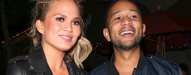 Chrissy Teigen und John Legend Chrissy Teigen und John Legend