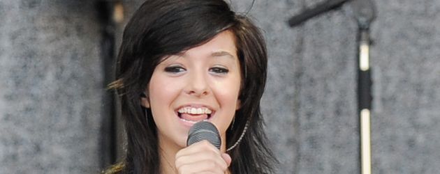 Christina Grimmie bei einem Auftritt im Jahr 2011 Christina Grimmie bei einem Auftritt im Jahr 2011