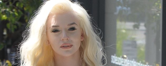 Courtney Stodden beim Shopping in Beverly Hills Courtney Stodden beim Shopping in Beverly Hills