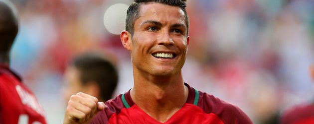 Cristiano Ronaldo beim Testspiel Portugal gegen Estland in Lissabon Cristiano Ronaldo beim Testspiel Portugal gegen Estland in Lissabon