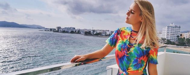 Dagi Bee am Meer auf Ibiza Dagi Bee am Meer auf Ibiza
