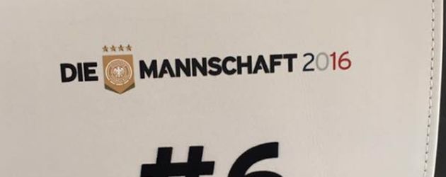 Der Platz von Sami Khedira im Flugzeug der deutschen Nationalmannschaft Der Platz von Sami Khedira im Flugzeug der deutschen Nationalmannschaft