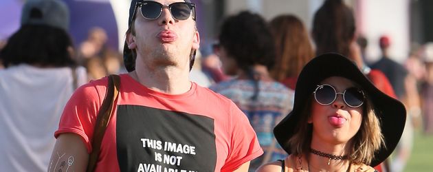 Sarah Hyland und Dominic Sherwood Sarah Hyland und Dominic Sherwood
