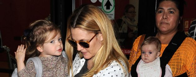 Drew Barrymore mit ihren Kindern Olive und Frankie Barrymore Kopelman Drew Barrymore mit ihren Kindern Olive und Frankie Barrymore Kopelman