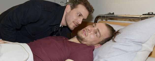 Felix (Thaddäus Meilinger) und Chris (Eric Stehfest) bei GZSZ Felix (Thaddäus Meilinger) und Chris (Eric Stehfest) bei GZSZ
