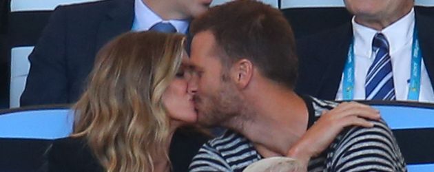 Gisele Bündchen und Tom Brady bei der "Fußball-Weltmeisterschaft 2014" in Brasilien Gisele Bündchen und Tom Brady bei der "Fußball-Weltmeisterschaft 2014" in Brasilien