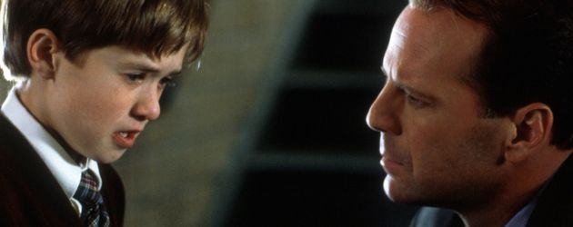 Haley Joel Osment und Bruce Willis in "The Sixth Sense" Haley Joel Osment und Bruce Willis in "The Sixth Sense"