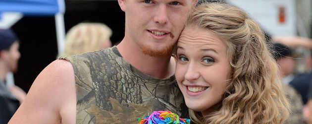 Honey Boo Boos Schwester und ihr Verlobter Honey Boo Boos Schwester und ihr Verlobter