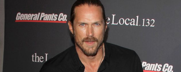 Jason Lewis bei einer Shoperöffnung 2016 in Los Angeles Jason Lewis bei einer Shoperöffnung 2016 in Los Angeles