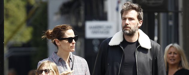 Jennifer Garner und Ben Affleck mit ihren Kindern in London Jennifer Garner und Ben Affleck mit ihren Kindern in London