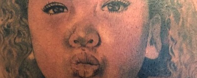 Jérôme Boatengs Tattoo von seiner Tochter Lamia Jérôme Boatengs Tattoo von seiner Tochter Lamia