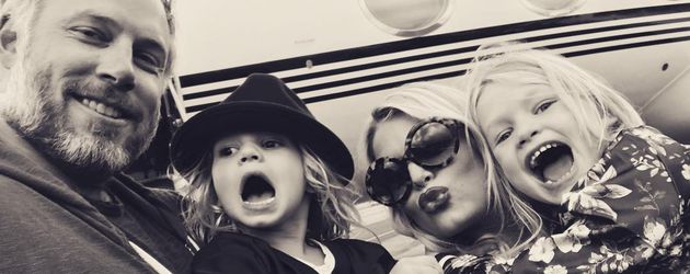 Jessica Simpson und Eric Johnson mit ihren Kindern Jessica Simpson und Eric Johnson mit ihren Kindern