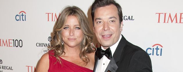 Jimmy Fallon mit Nancy Juvonen bei einer Gala im Jahr 2013 in New York Jimmy Fallon mit Nancy Juvonen bei einer Gala im Jahr 2013 in New York