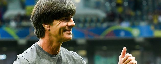 Joachim Löw vor dem EM-Spiel Deutschland vs. Ukraine 2016 Joachim Löw vor dem EM-Spiel Deutschland vs. Ukraine 2016
