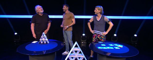 Joachim Witt, Jochen Schropp und Robin Bade in einer Szene von "Promi Big Brother" Joachim Witt, Jochen Schropp und Robin Bade in einer Szene von "Promi Big Brother"