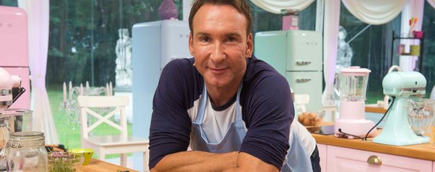 Jochen Bendel bei "Das große Backen – Promispezial" auf Sat.1 Jochen Bendel bei "Das große Backen – Promispezial" auf Sat.1