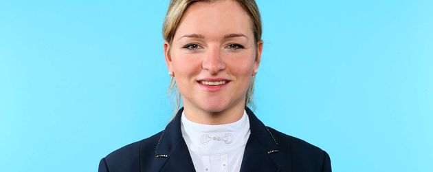 Reiterin Julia Krajewski im Fotostudio in Warendorf am 09.03.2016. Reiterin Julia Krajewski im Fotostudio in Warendorf am 09.03.2016.