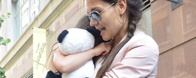 Suri Cruise und Katie Holmes Suri Cruise und Katie Holmes