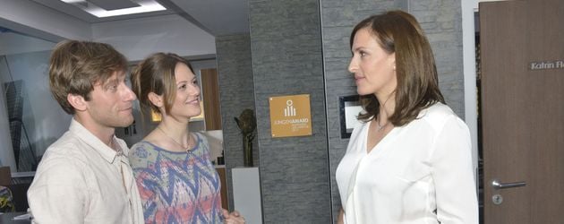 Katja Sieder, Merlin Leonhardt und Ulrike Frank am GZSZ-Set Katja Sieder, Merlin Leonhardt und Ulrike Frank am GZSZ-Set