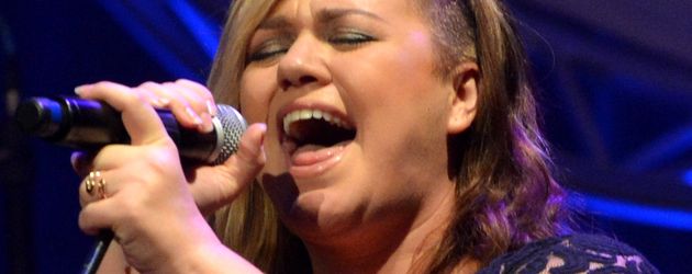 Kelly Clarkson Kelly Clarkson