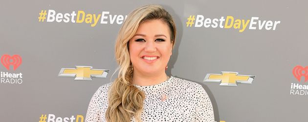 Kelly Clarkson Kelly Clarkson